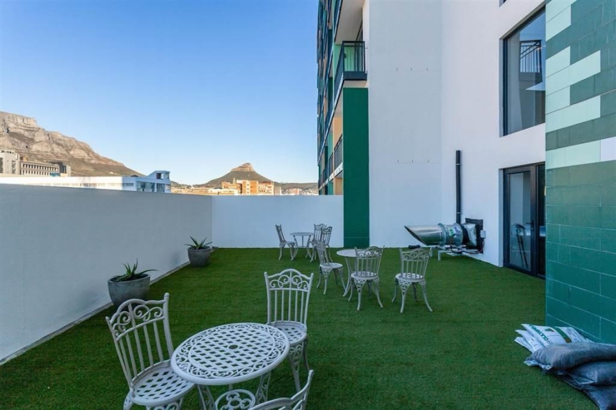 2 Bedroom Property for Sale in Woodstock Western Cape